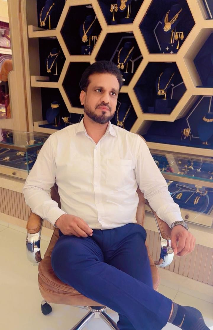 Mukesh Ramniwas Soni - Founder of Giritra Jewellers